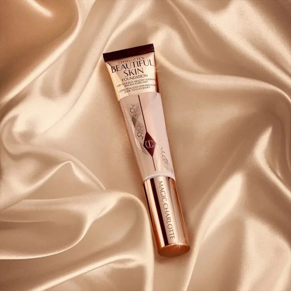 Charlotte Tilbury Beautiful Skin Foundation Shade 4 Warm Medium‎ Coverage 30ml